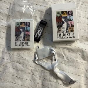 Taylor Swift The Eras Tour VIP light up lanyard and wristband. new in box.